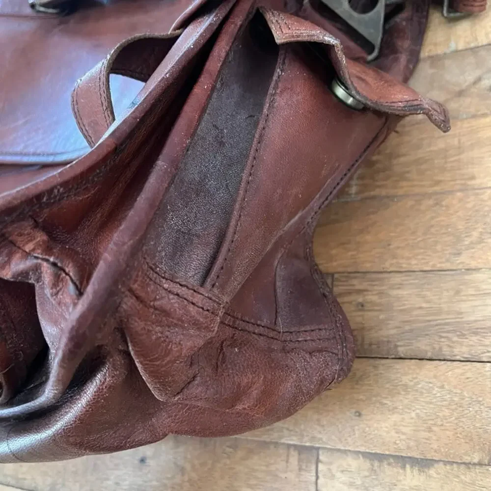 Brown Leather Messenger Bag 18